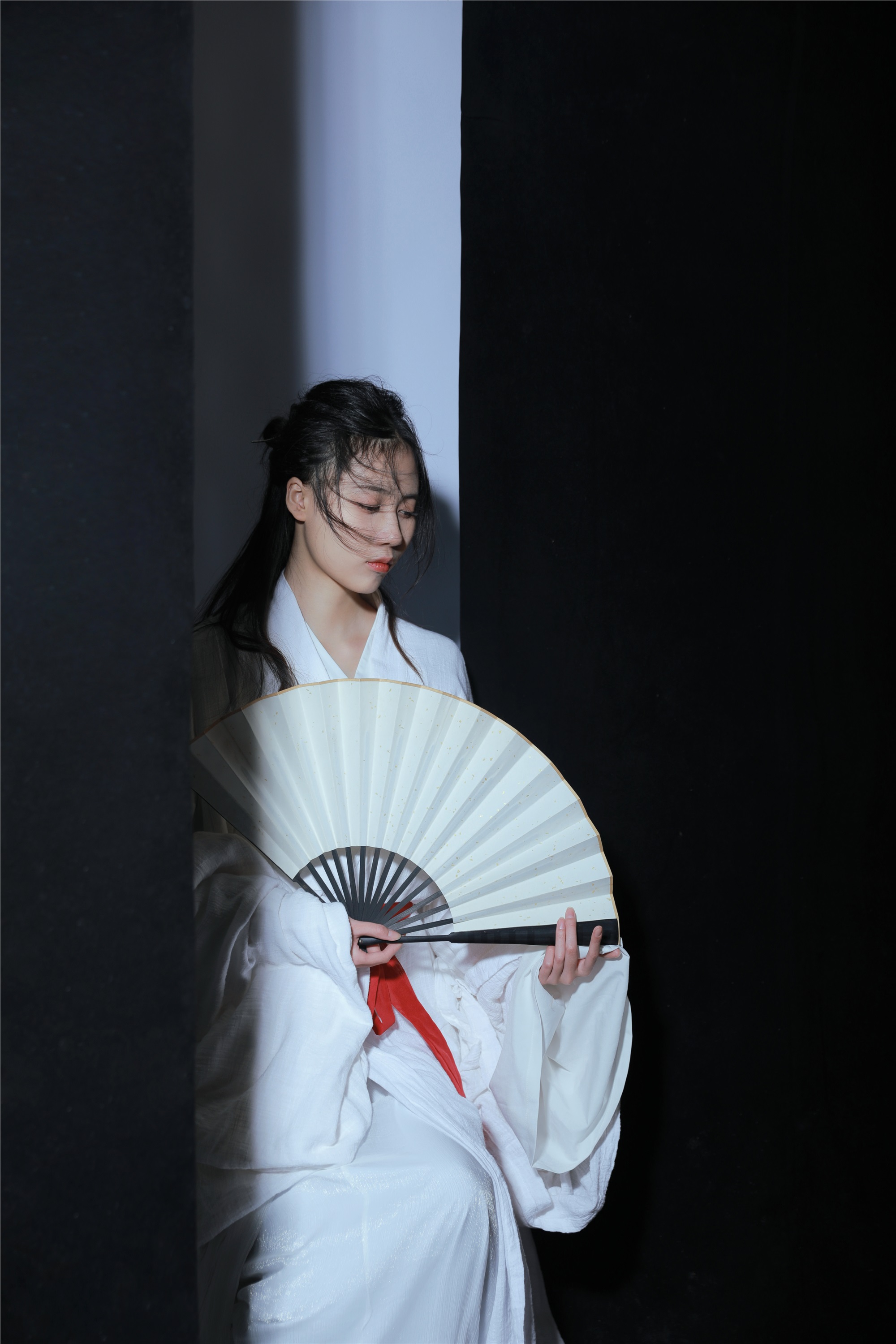 YITUYU艺图语 2025.01.27 黑白 番茄不是番茄